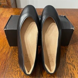 Naturalizer Women's VIVIENNE Black Leather Loafers Size 9.5 Wide Width